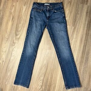 Women 505 Straight Leg Levi Jeans